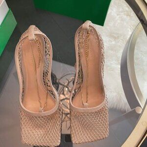 BOTTEGA VENETA Stretch Pumps GIFTABLE Italy Size 40 US Size 9 - 9.5